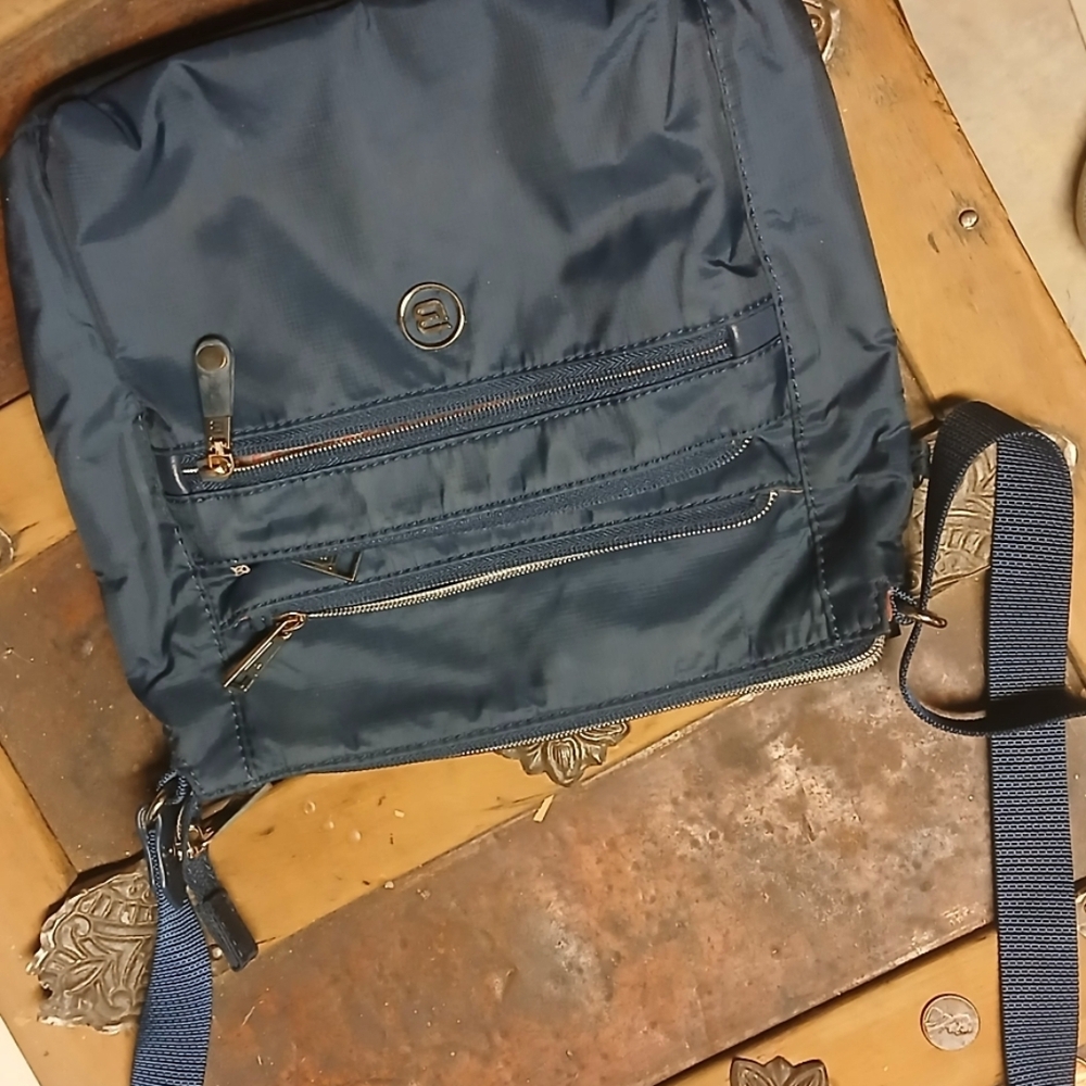 Elegant Navy Blue Women's Crossbody Bag